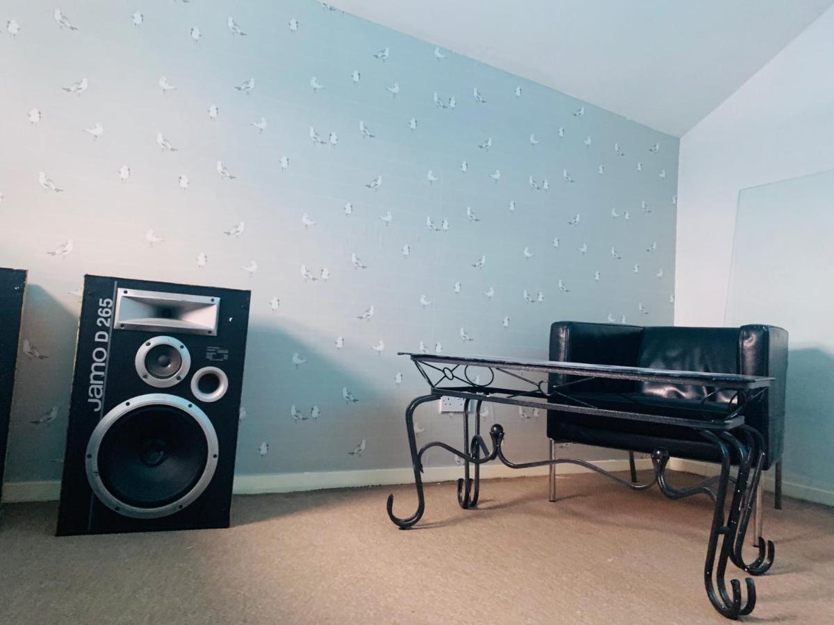 2 Bed Duplex Penthouse Apartment By Mathew Street Sleeps 6 Ливърпул Екстериор снимка